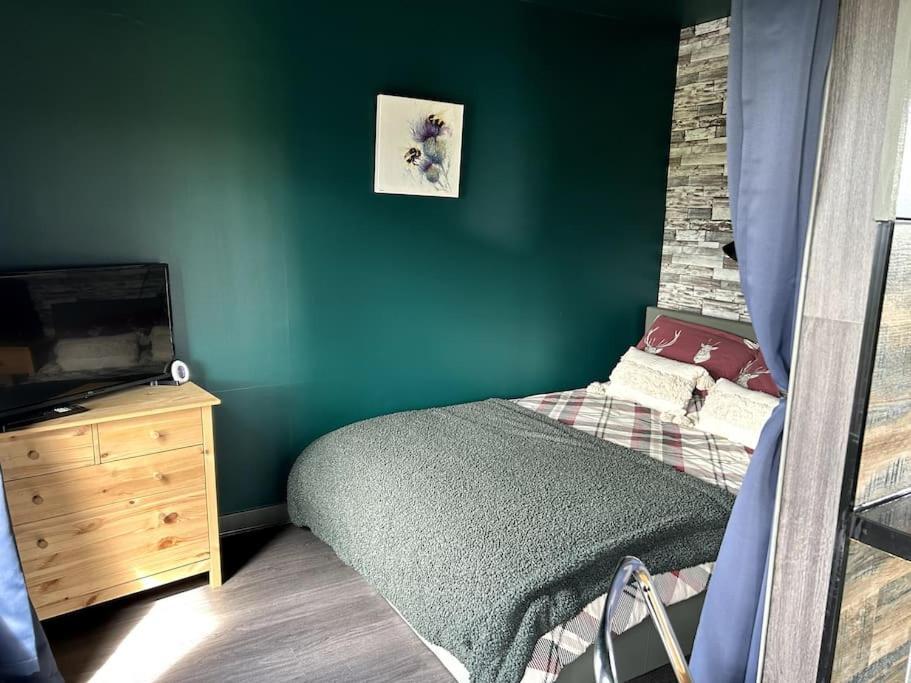 The Potter'S Rest, A Cosy Wee Cabin In The Highlands Watten 외부 사진